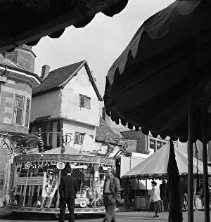 Cornmarket: Funfair In Thame