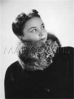 Pristine: FUR COLLAR