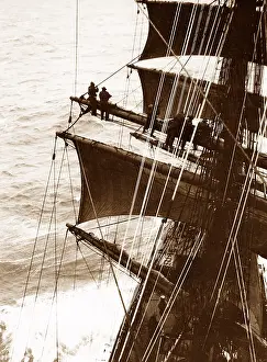 Furling: Furling sails, Sailing Ship