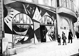 Plush: Futuristic shop decoration in Berlin, 1921