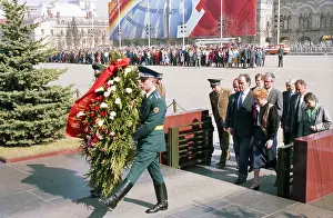 Marchais: G. Marchais visits Moscow