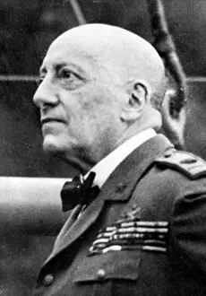 Gabriele: Gabriele Di Annunzio, 1933