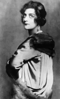 Bonheur: Gabrielle Bonheur Coco Chanel, 1910.?