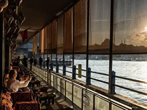 Bosphorus: Galata bridge, Istanbul, Turkey