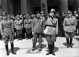 Galeazzo: Galeazzo Graf Ciano