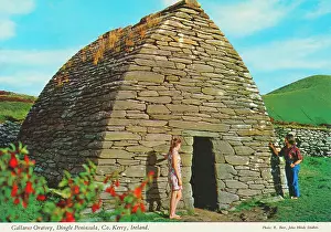 Dingle: Gallarus Oratory, Dingle Peninsula, County Kerry, Ireland