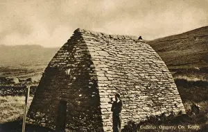 Dingle: Gallarus Oratory, near Smerwick, Dingle Peninsula, Co Kerry