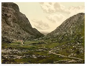 Dunloe: Gap of Dunloe, Killarney. County Kerry, Ireland