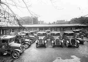 Garage: Garage yard of the Loewenbraeu AG, circa 1925
