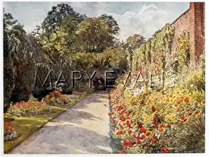 Spalding: GARDEN/HOLYROOD HOUSE