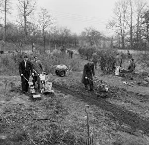 Aldworth: Gardening equipment trials