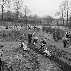 Aldworth: Gardening equipment trials