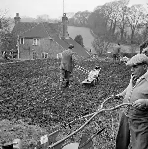 Aldworth: Gardening equipment trials