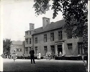 Y.w.c.a: Gardens of Chartwell, Kent, open to the public