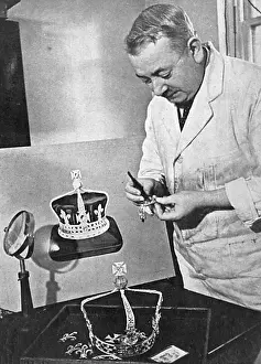 Jewellers: Garrard's making the Queen's Coronation crown, 1937