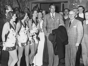 Babelsberg: Gary Cooper visits the film studios in Babelsberg, 1938