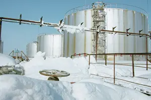Tons: Gas holders of Samotlor Field, 1999