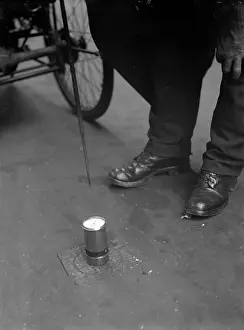 Detecting: GAS LEAK DETECTOR