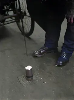 Detecting: GAS LEAK DETECTOR