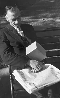 Precautions: Gas Masks in London