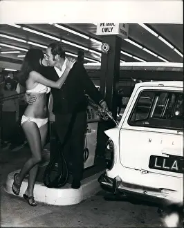 Kissed: Gas - Oil