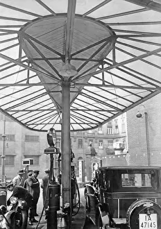 Petrol: Gas station, 1930