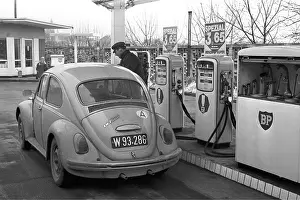 Schilling: Gas station 1969