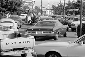 Datsun: Gasoline lines due to the gasoline shortage, ?