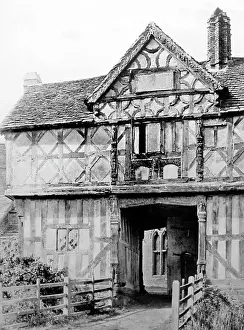 Gatehouse: The Gatehouse, Stokesay Castle, early 1900s