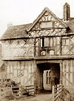 Gatehouse: The Gatehouse, Stokesay Castle, early 1900s