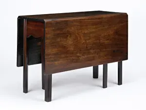 Drop Leaf: Gateleg table