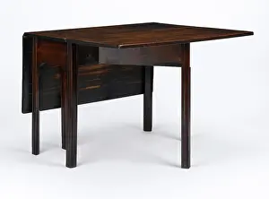 Drop Leaf: Gateleg table