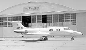 Minnesota: Gates Learjet 24A N52JH