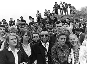 Bootlace: Gathering of rock and roll fans