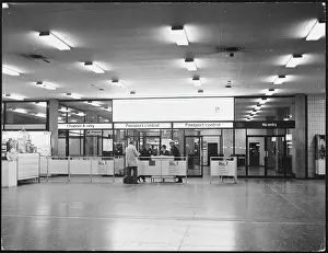 GATWICK PASSPORT CONTROL