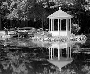 Gazebo: Gazebo Reflected In Pond Seaville