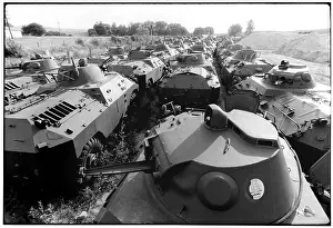 Symbole: GDR - Reunification - Dissolution of National People's Army