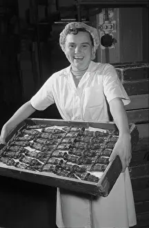 Versorgung: GDR - Sweets for Christmas 1954