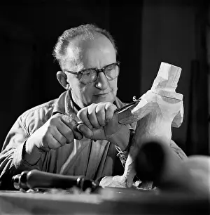 Erzgebirge: GDR - Woodcarver 1973