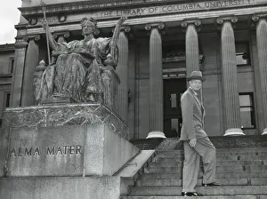 Universitys: Gen. Dwight Eisenhower on the steps of Low Library
