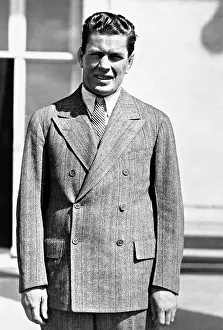 Tunney: Gene Tunney