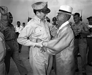 Koreans: General Army Douglas MacArthur is welcomed by Dr