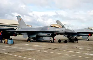 45th: General Dynamics F-16A Fighting Falcon FA55