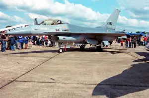 Rnethaf: General Dynamics F-16A Fighting Falcon J-232