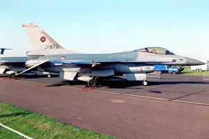 Koninklijke: General Dynamics F-16A Fighting Falcon J-873