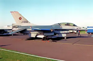Rnethaf: General Dynamics F-16B Fighting Falcon J-656