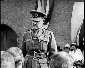 Allenby: General Edmund Allenby Talking To A Crowd