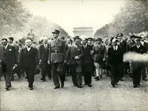 Bidault: General de Gaulle, Le Troquer, Georges Bidault, Paris, WW2