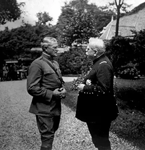 Cesaire: General John J. Pershing meeting with Marshal ?