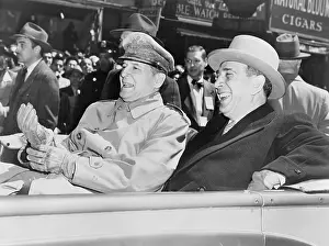 Yorkers: General MacArthur is cheered by New Yorkers ?